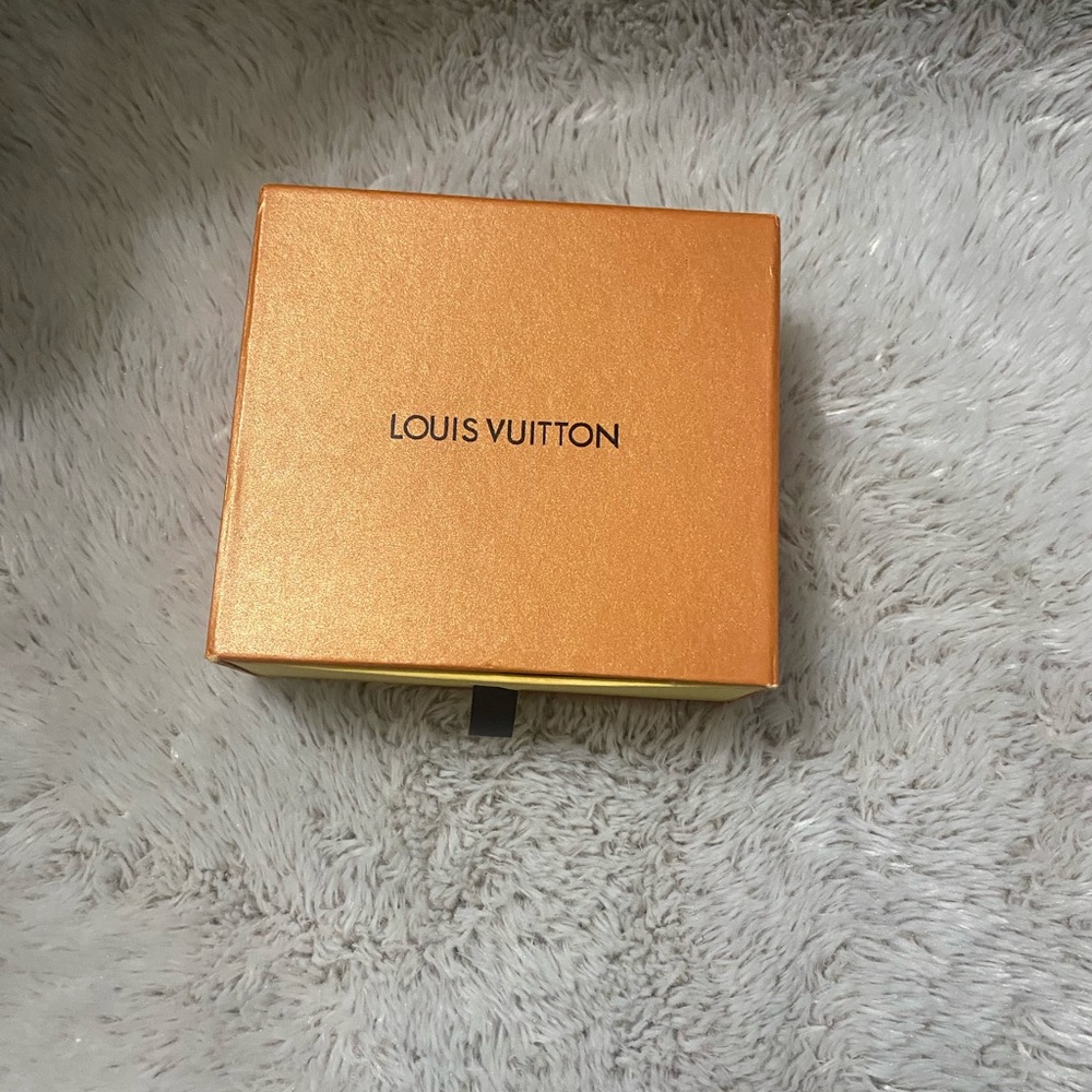 Louis Vuitton Brown Checkerd Leather Belt with Gold Buckle - Picture 2 of 4